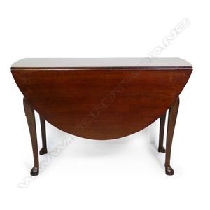 Antique Drop Leaf Tables Guide And Values Antique Drop Leaf Tables Guide, Vintage Round Drop Leaf Table