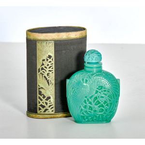 A Rene Lalique 'Le Jade' cased green glass perfume…