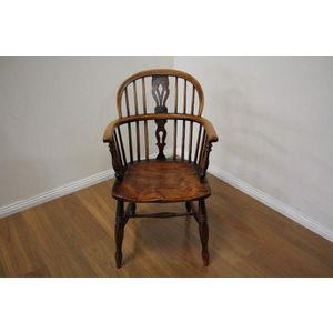 A fine English 18th century George III period ash and elm&hellip;