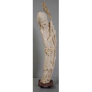 Chinese late Qing (1900-12) ivory Shou Lao figure, depicted in&hellip;
