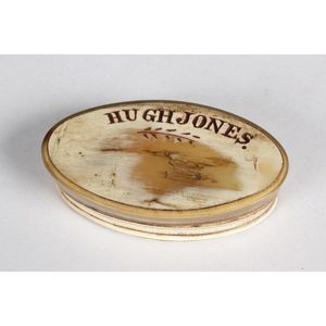 Late Georgian horn snuff box and cover, of oval form, carved…