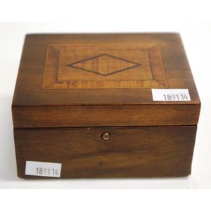 Antique marquetry inlay trinket box width 10.5 cm x depth 8 cm,…