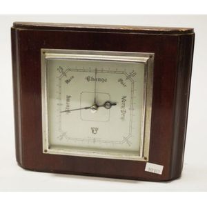 Vintage English barometer by Smiths, height 18 cm approx.