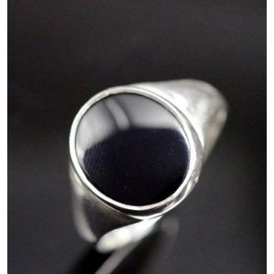 Saint K Rouge black onyx signet 2024 ring