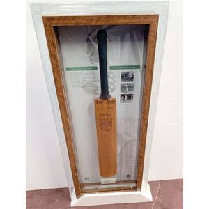 Sir Donald Bradman 'The Master's Blade' mounted Sykes cricket…