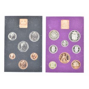 United Kingdom and Great Britain: two proof sets of the 1971…