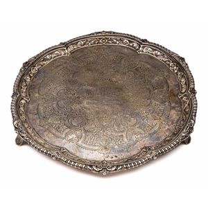 A hallmarked sterling silver salver, diameter 30 cm, , 878g,…