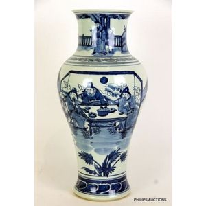 A Chinese blue and white vase, the baluster vase decorated in…