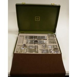 Good canteen Christofle 'Marly' cutlery, including settings for…