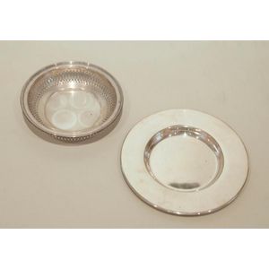 A collection of 7 silver plated trays, together with two pewter…