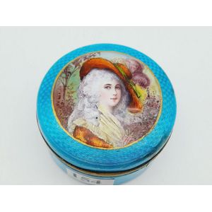 19th century enamelled trinket box, hand painted cameo of a…