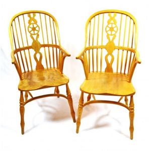 Two Windsor chairs in elm' mid to late 20th century, each with&hellip;