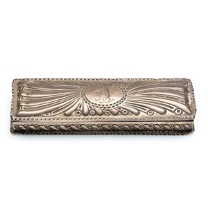 A William Comyns & Sons London hallmarked sterling silver…