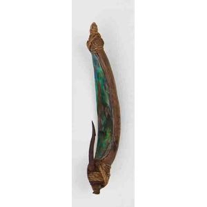 New Zealand Maori artefacts matau (fish hook), pa kahawai (fishing