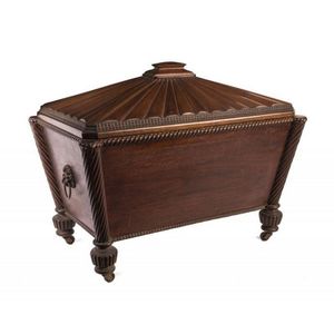An Anglo-Indian Colonial cellarette, Indian cedar, circa 1820,&hellip;