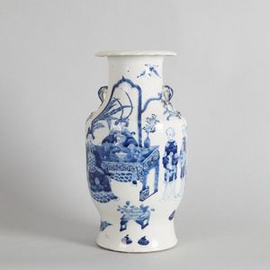 A 19th century Chinese blue and white 'Figural' vase,…