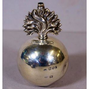 Antique sterling silver grenade cigar lighter, hallmarked…