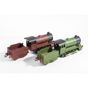 A set of 2 Post-War Hornby O gauge electric E502 0-4-0…