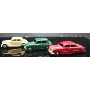 A collection of 3 dinky diecast vehicles including a Ford sedan,…