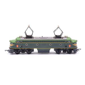 A Triang boxed R257 double ended electric locomotive with twin…