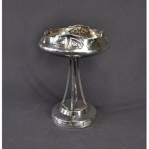 Austrian Secessionist silver centrepiece. Town mark for Vienna,…