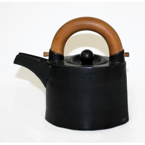 Chris Weaver, iron series black glazed porcelain teapot, with&hellip;