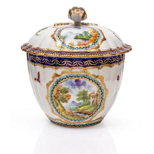18th century Worcester sugar bowls, sucriers - price guide