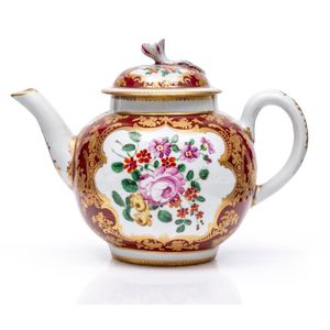 A WORCESTER PORCELAIN YELLOW SCALE-GROUND TRIO, CIRCA 1768