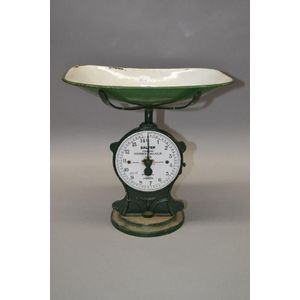 Salter Family Scales - No60, 33x30cm - Scales - Sundries