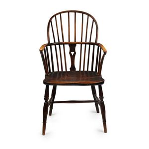 An English Windsor armchair, elm and beech, 18th century, 53 cm&hellip;