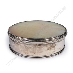 A George III silver and mother-of-pearl lidded snuff box, oval…