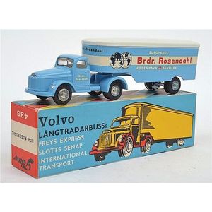 Tekno 435 Volvo international transport truck, light blue cab,…