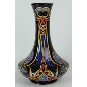 Limited editions vase by Moorcroft Pottery (England) - price guide