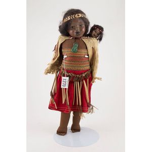 Maori doll, mother and child hand crafted similar as above lot,…