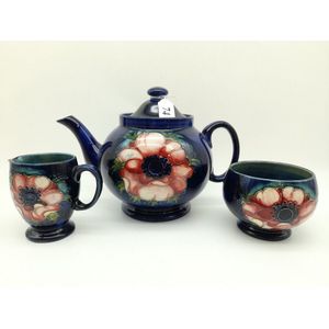 Moorcroft Coffee Hot Water Pot Blue & White – With A Past