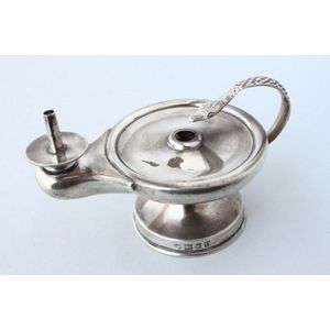 Edwardian sterling silver oil lamp, hallmarked, London, 1908, J.…
