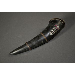 Early ruby set horn Mull. Set with four rubies, one red glass,…