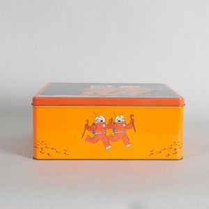 A rare Tintin biscuit tin, depicting a space scene. Height 10…
