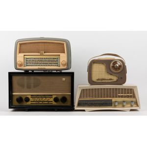 Collection: Radio PHILIPS A3 260 23 Bakélite 29,5x44x21cm