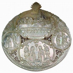 Mother of pearl carving featuring panels of the Last Supper and…