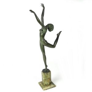 A good Art Deco Josef Lorenzl naked dancing woman, original…