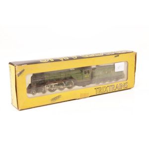 H0/00 Gauge Trix Trains AH Peppercorn LNER Loco & Tender near…