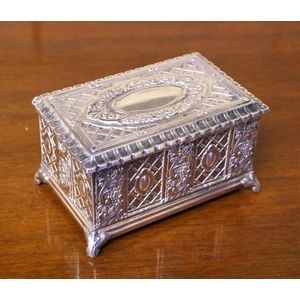 Antique WMF silver plated trinket box, 10.8 cm wide, 6 cm high