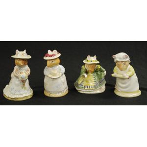 Six Royal Doulton Brambly Hedge figure groups - The