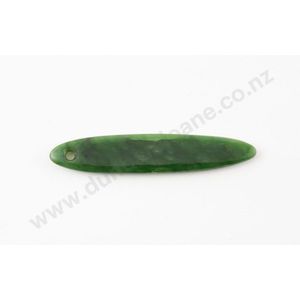Greenstone pendant, elongated form 9.5 cm, un-registered