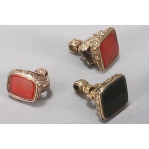 Three late 19th century gilded fob seals, two set with&hellip;