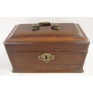 George III Cuban mahogany tea caddy, with quarter columns,…