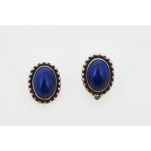 Sieraden Oorbellen Clipoorbellen Blue Natural Stone Non Pierced Earrings Gift for Her Handmade Wire Wrapped Lapis Lazuli Jewelry Lapis Lazuli Clip on Earrings for Women 