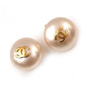 chanel faux pearl earrings