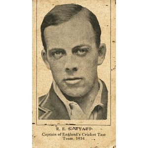c1907-34 cricket cards, with some very scarce issues, c1934 C.M.…